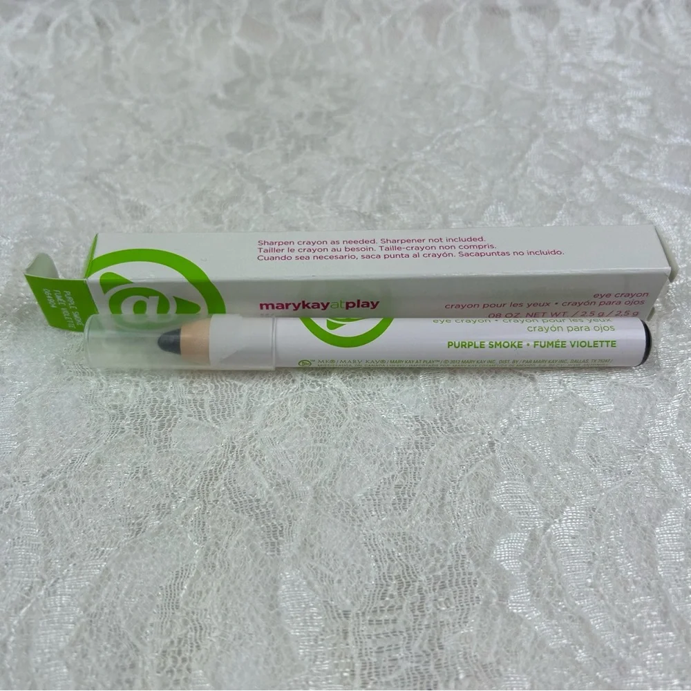 NEW - Mary Kay at Play Eye Crayon in Purple Smoke Classic Timeless Beauty